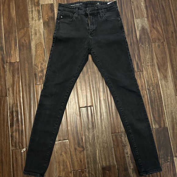 AG Farrah Jeans - Picture 1 of 3